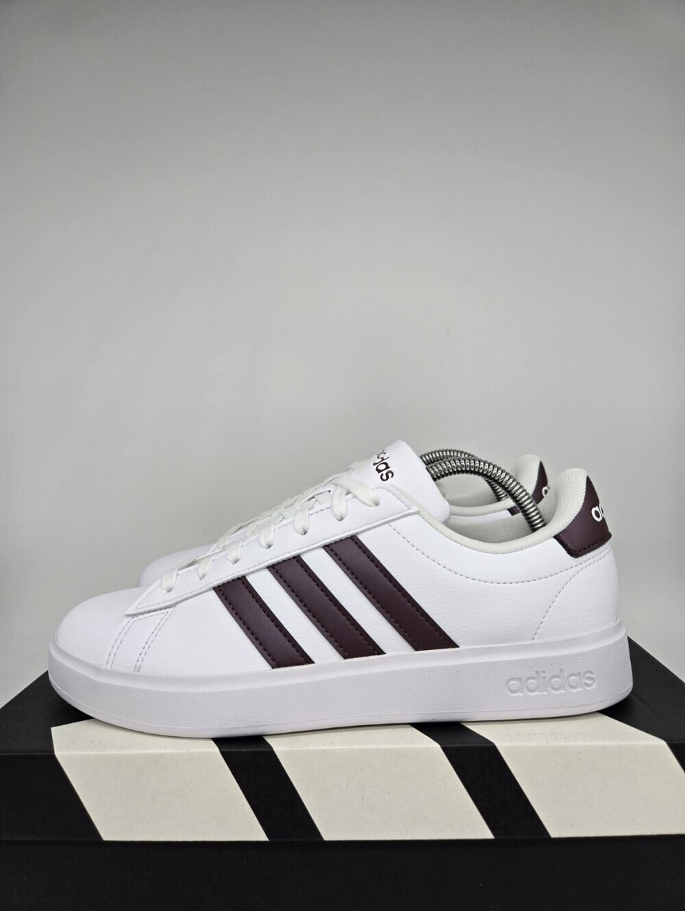Adidas Women's Grand Court 2.0 White Brown ID2978 Shoes Size 11